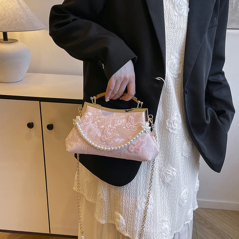 着物バッグ 蝶花刺繍がま口ショルダー