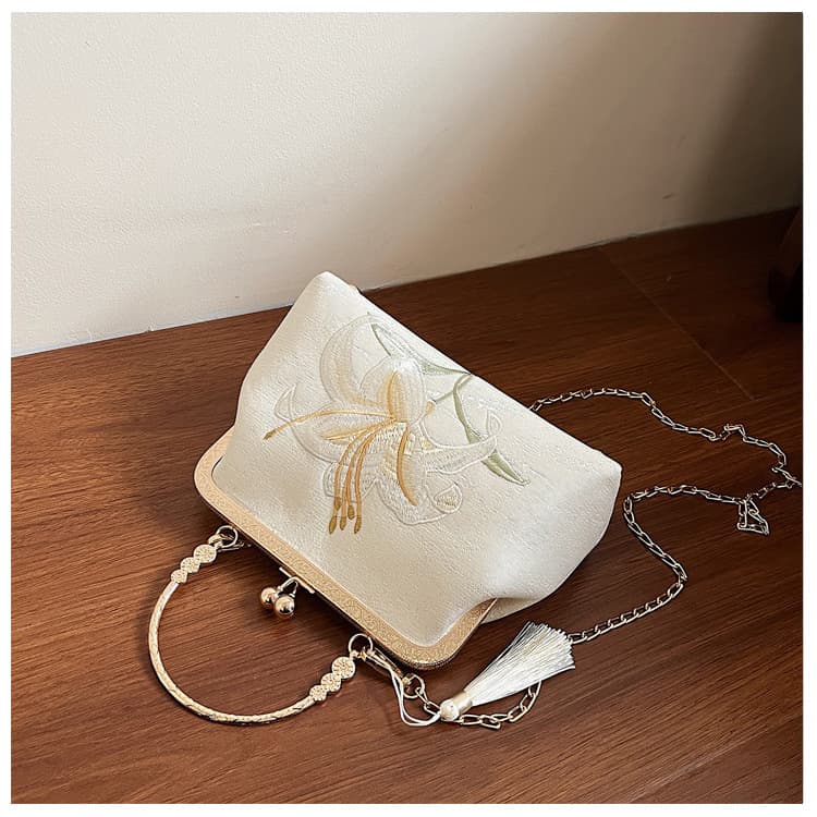 着物バッグ 百合刺繍がまぐち風ショルダー