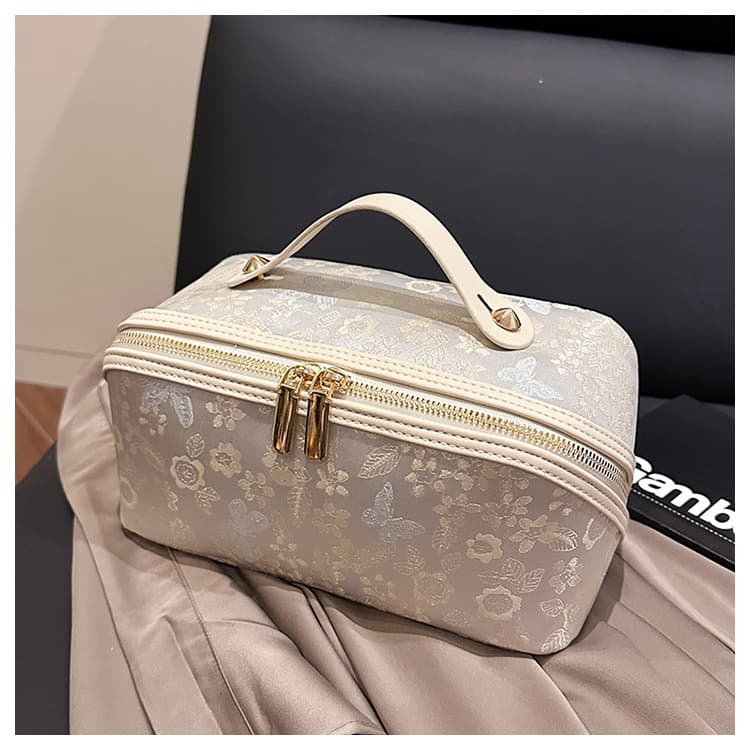 着物バッグ 花蝶模様 上品手持ちポーチ