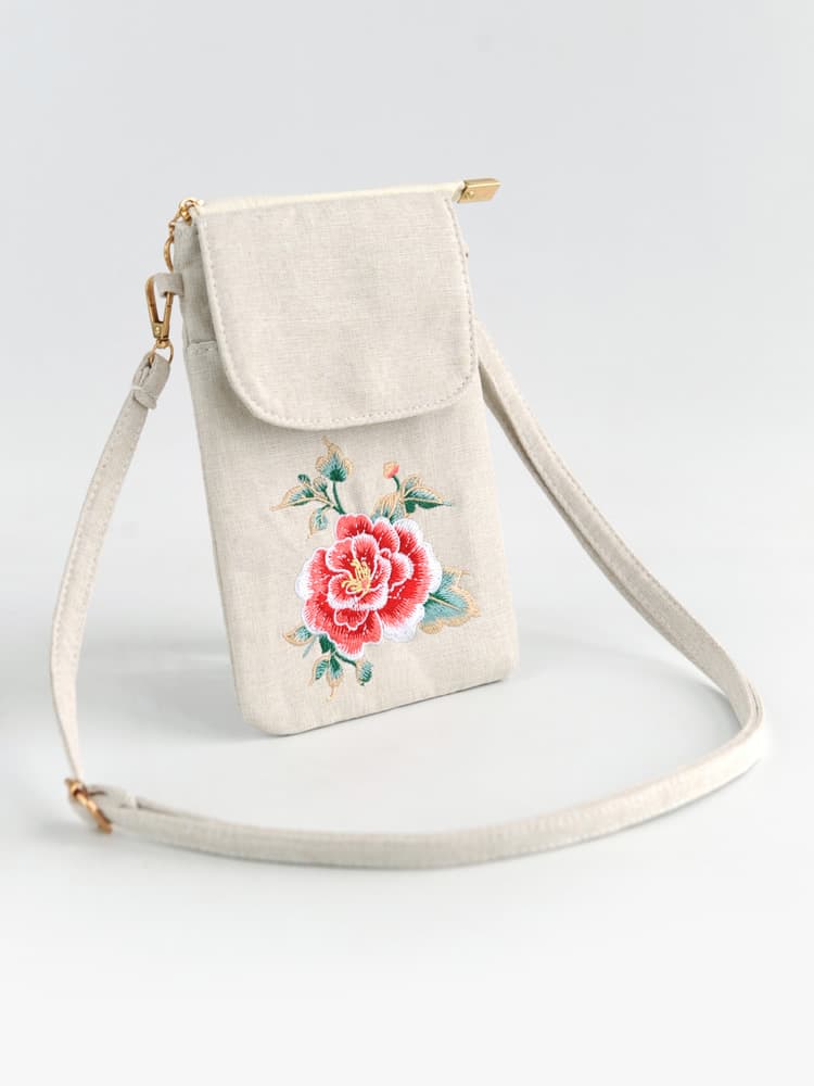 着物バッグ ショルダーバッグ 牡丹刺繍の縦型スマホポーチ