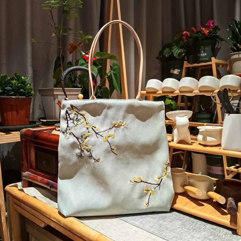 着物バッグ トートバッグ 蓮華刺繍和モダントート