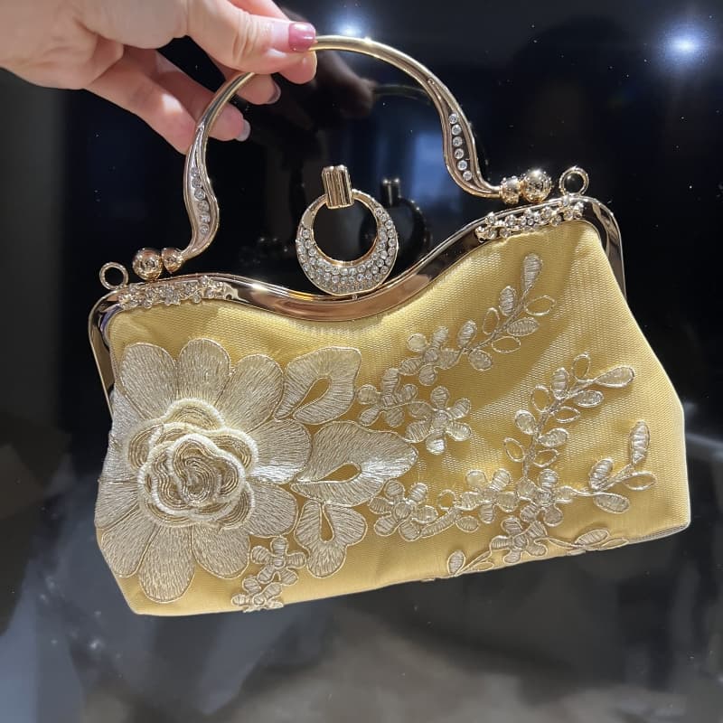 着物バッグ クラッチバッグ 華麗な刺繍クラッチ