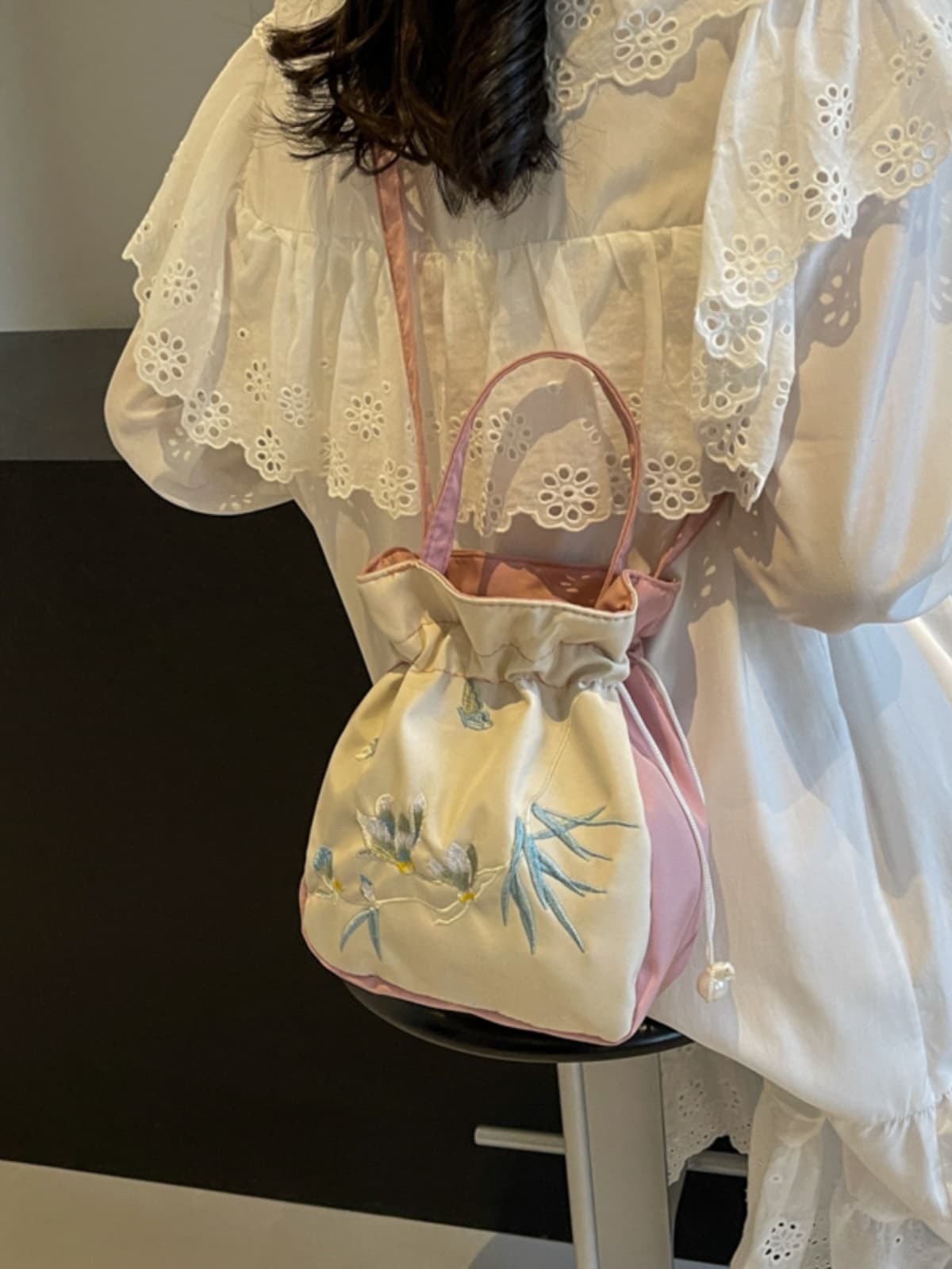 着物バッグ ショルダーバッグ 花鳥刺繍 巾着型ショルダーバッグ