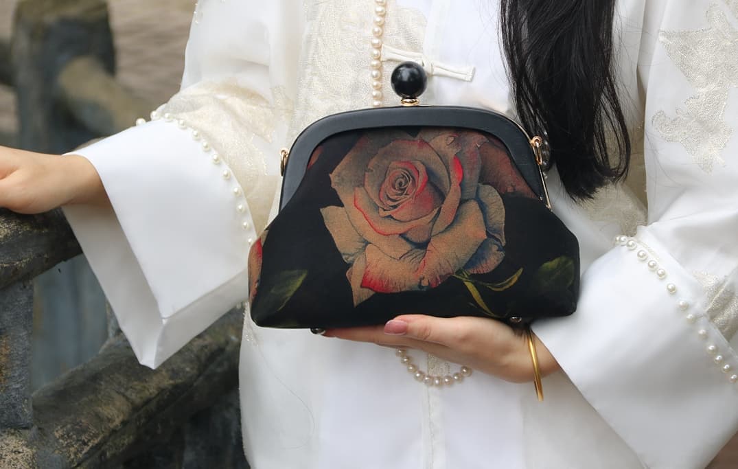 着物バッグ ショルダーバッグ 薔薇の誘い がま口ショルダー