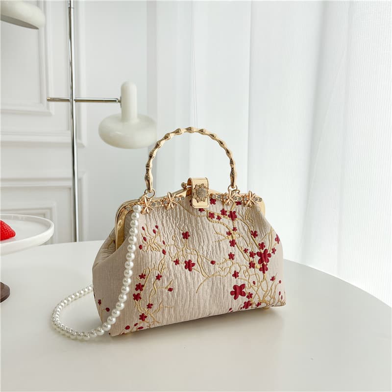 着物バッグ ショルダーバッグ 桜刺繍がま口ショルダー